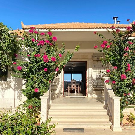 Villa Serenity Agia Marina  ภายนอก รูปภาพ