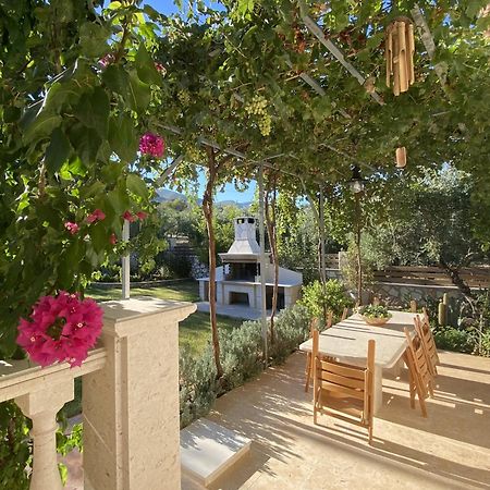 Villa Serenity Agia Marina  ภายนอก รูปภาพ