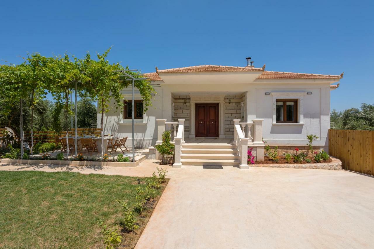 Villa Serenity Agia Marina  ภายนอก รูปภาพ