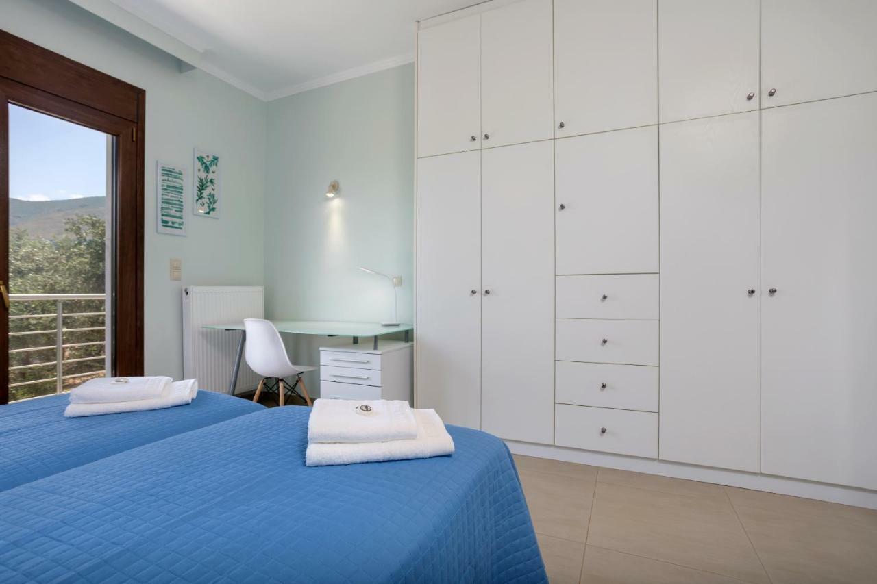 Villa Serenity Agia Marina  ภายนอก รูปภาพ